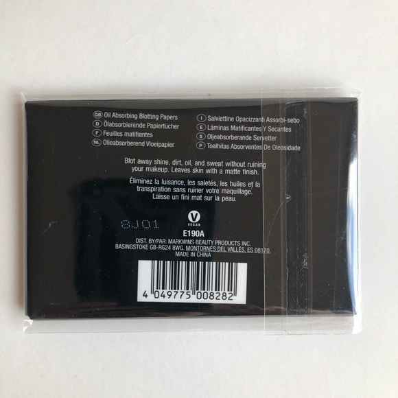 NWT Wet N Wild mattifying set: 1 spray 3 packages of blotting papers - Picture 3 of 5